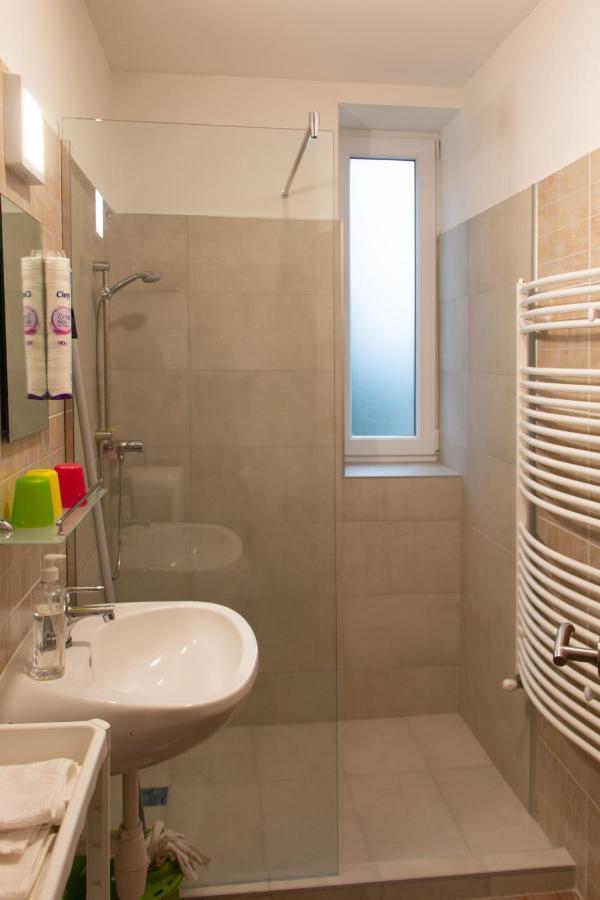 Poroszlay Apartman Debrecen Extérieur photo