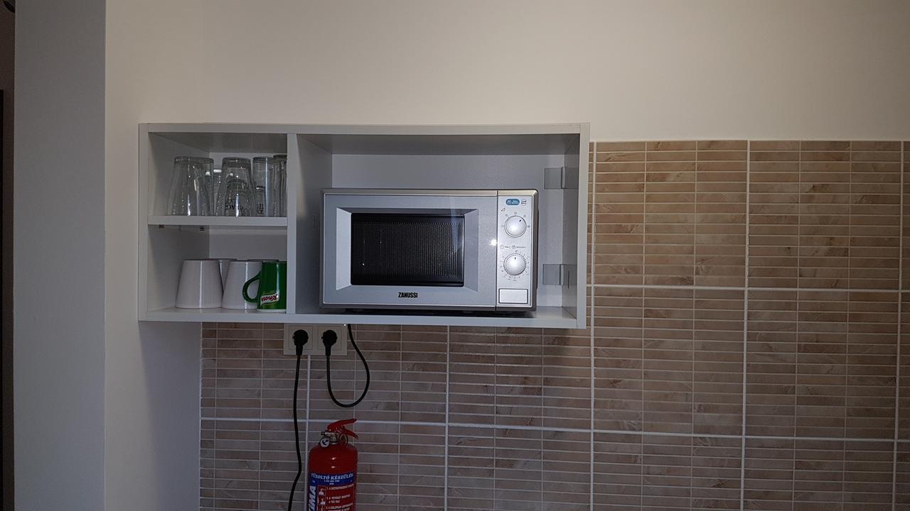 Poroszlay Apartman Debrecen Extérieur photo